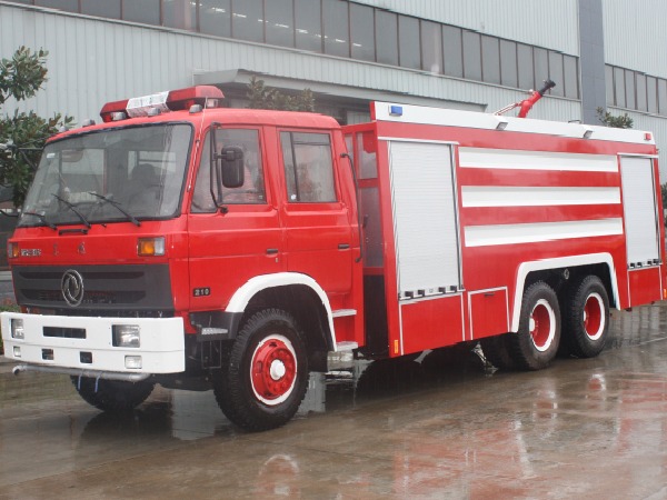 東風(fēng)后雙橋12噸泡沫消防車