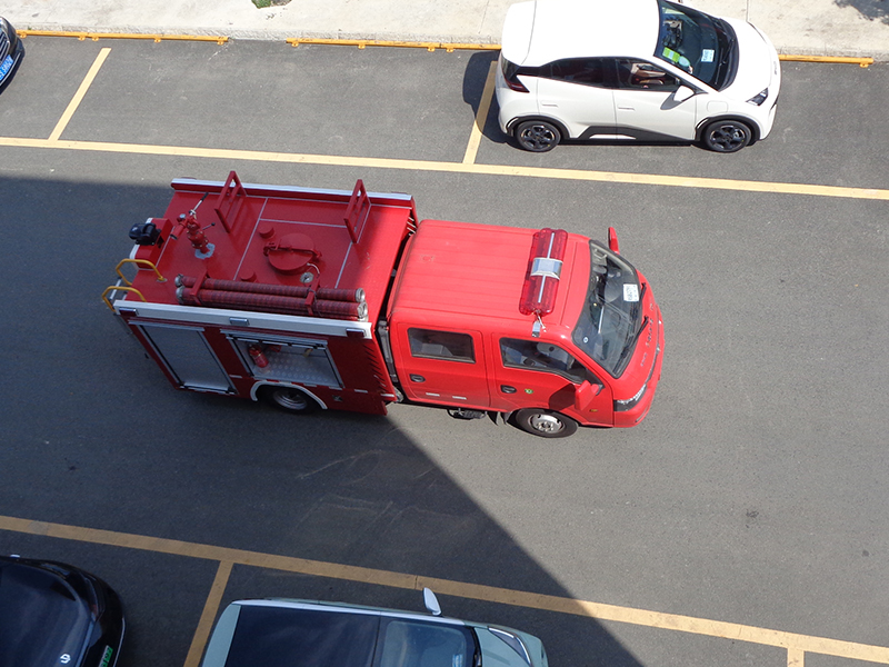 中潔牌XZL5041GXFSG10/E6型水罐消防車(chē)